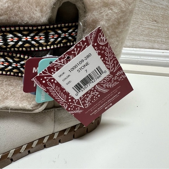 Muk Luks‎ Boots Womens 7 Stone Gray Suede Cuffed Water Repellent Montauk New - Picture 5 of 13